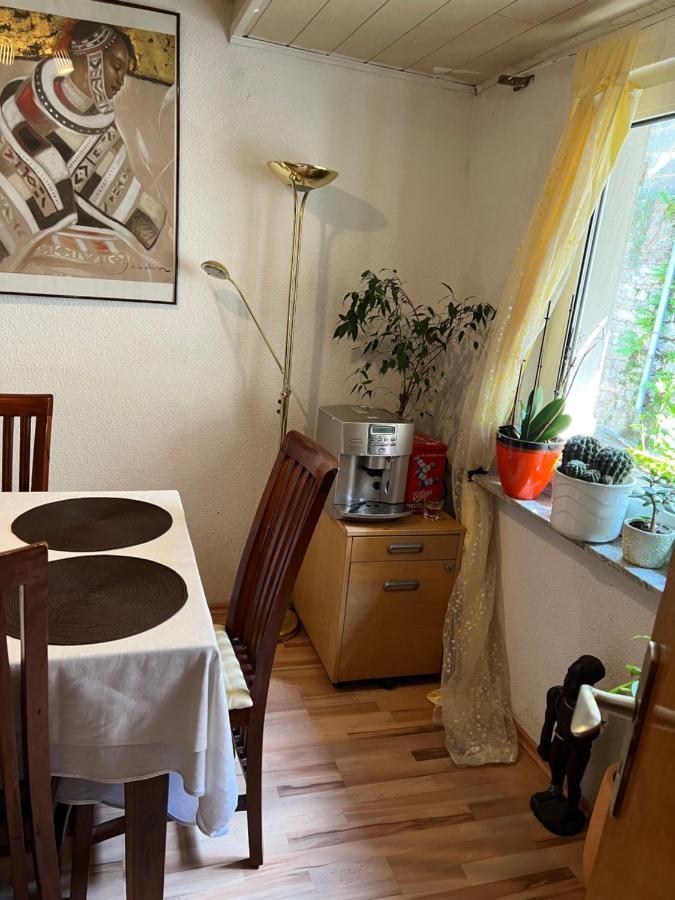 Gaestehaus Linden -Zweibettzimmer Екстериор снимка